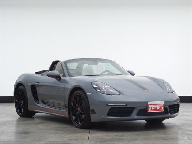 ７１８ボクスター ７１８ボクスタースタイルエディション　左ハンドル　６速ＭＴ　ＰＤＬＳ　スポーツクロノパッケージ　レザーシート　シートヒーター＆ベンチレーター　ヒーター付ＧＴスポーツステアリング　左右独立調整式オートエアコン　純正フロアマット　禁煙車（18枚目）
