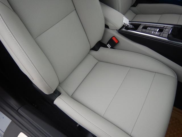７１８ボクスター ７１８ボクスタースタイルエディション　左ハンドル　６速ＭＴ　ＰＤＬＳ　スポーツクロノパッケージ　レザーシート　シートヒーター＆ベンチレーター　ヒーター付ＧＴスポーツステアリング　左右独立調整式オートエアコン　純正フロアマット　禁煙車（39枚目）