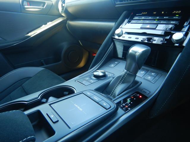 IS IS500 Fスポーツパフォーマンス マットブラックペイントBBS製OP19AW オレンジブレーキキャリパー パノラミックビューモニター マークレビンソン ステアリングヒーター カラーヘッドアップディスプレイ 前後ドラレコ 1オナ 禁煙車(13枚目)