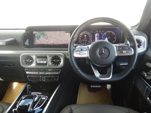 Ｇクラス Ｇ４００ｄ　ＡＭＧライン　ｍａｎｕｆａｋｔｕｒプログラム　アダプティブダンピングシステム　ラグジュアリーパッケージ　サンルーフ　Ｂｕｒｍｅｓｔｅｒサウンドシステム　チタニウムグレーナッパレザーシート　右ハンドル　禁煙車（9枚目）