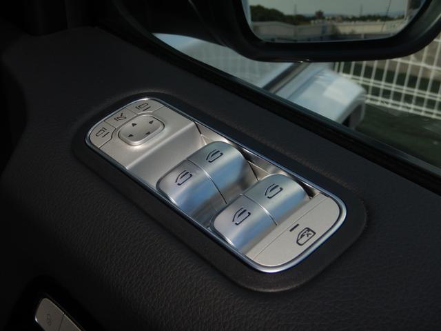 Ｇクラス Ｇ４００ｄ　ＡＭＧライン　ｍａｎｕｆａｋｔｕｒプログラム　アダプティブダンピングシステム　ラグジュアリーパッケージ　サンルーフ　Ｂｕｒｍｅｓｔｅｒサウンドシステム　チタニウムグレーナッパレザーシート　右ハンドル　禁煙車（35枚目）