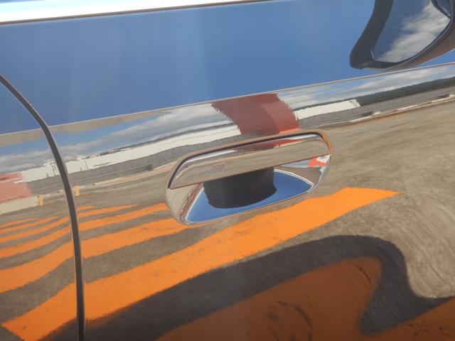 Ｘ３ ２０　ｘＤｒｉｖｅ　Ｘライン　コンフォートパッケージ　ＯＰ２０アルミ　ヴェガンザレザーシート　シートヒーター＆ベンチレーター　ｈａｒｍａｎ／ｋａｒｄｏｎ　ワイヤレスチャージング　ステアリングヒーター　１オナ　禁煙車（34枚目）