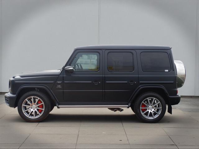 Ｇクラス Ｇ６３　ガラススライディングルーフ　ブラウンナッパレザーシート　ドラレコ機能付ＡＬＰＩＮＥデジタルルームミラー　Ｂｕｒｍｅｓｔｅｒサラウンドサウンドシステム　純正ナビＴＶ　右ハンドル　禁煙車（21枚目）