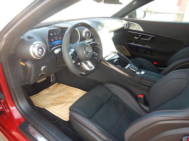 SL SL63 4マチック+ AMGカーボンパッケージ Burmesterハイエンド3Dサラウンドサウンドシステム オブシディアンブラックペイント純正21アルミ&ボディ同色ペイントブレーキキャリパー 1オナ 左ハンドル 禁煙車(8枚目)