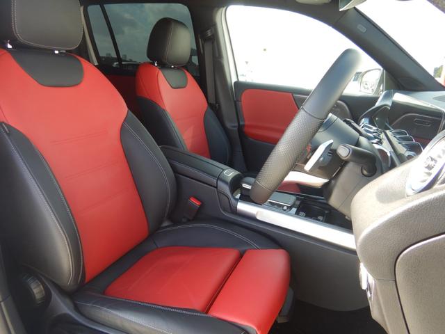 ＧＬＢ ＧＬＢ２００ｄ　４マチック　ＡＭＧライン　パノラミックスライディングルーフ　ＡＭＧレザーエクスクルーシブパッケージ　カーボン調インテリアトリム　純正ナビ＆フルセグＴＶ　パドルシフト　前席シートヒーター　アンビエントライト　禁煙車（10枚目）