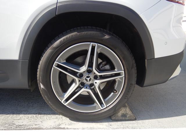 ＧＬＢ ＧＬＢ２００ｄ　４マチック　ＡＭＧライン　パノラミックスライディングルーフ　ＡＭＧレザーエクスクルーシブパッケージ　カーボン調インテリアトリム　純正ナビ＆フルセグＴＶ　パドルシフト　前席シートヒーター　アンビエントライト　禁煙車（35枚目）