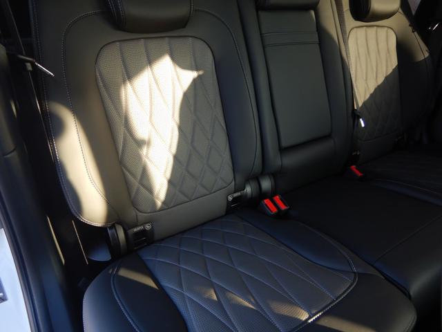 Gクラス G63 manufakturプログラムプラス&インテリアプラス AMGナイトP AMGカーボンファイバーインテリアトリム サンルーフ 灰/黒エクスクルーシブナッパレザーシート 右ハンドル 1オナ 禁煙車(39枚目)