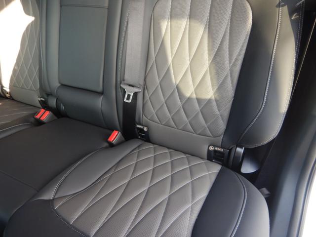 Gクラス G63 manufakturプログラムプラス&インテリアプラス AMGナイトP AMGカーボンファイバーインテリアトリム サンルーフ 灰/黒エクスクルーシブナッパレザーシート 右ハンドル 1オナ 禁煙車(40枚目)