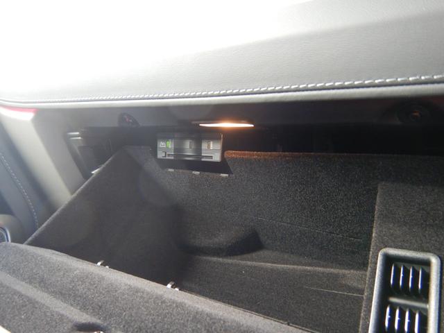 Gクラス G63 manufakturプログラムプラス&インテリアプラス AMGナイトP AMGカーボンファイバーインテリアトリム サンルーフ 灰/黒エクスクルーシブナッパレザーシート 右ハンドル 1オナ 禁煙車(51枚目)