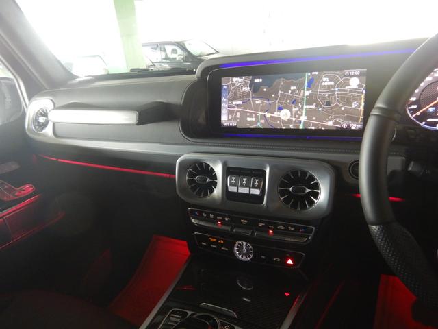 Gクラス G63 manufakturプログラムプラス&インテリアプラス AMGナイトP AMGカーボンファイバーインテリアトリム サンルーフ 灰/黒エクスクルーシブナッパレザーシート 右ハンドル 1オナ 禁煙車(52枚目)