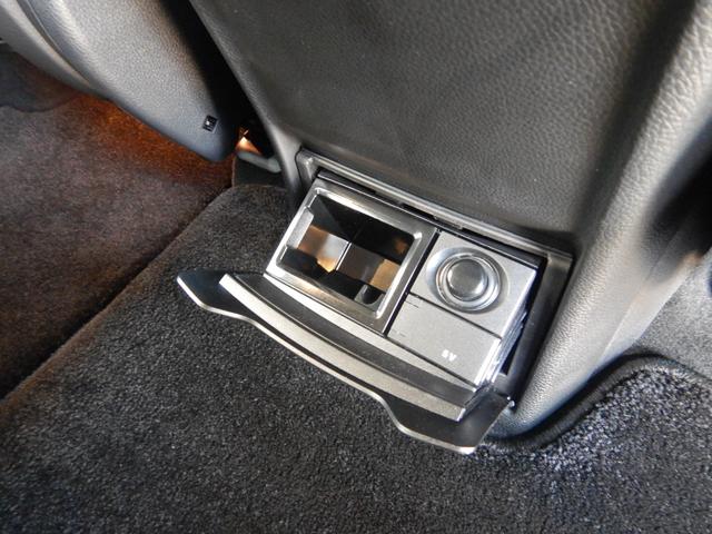 Gクラス G63 manufakturプログラムプラス&インテリアプラス AMGナイトP AMGカーボンファイバーインテリアトリム サンルーフ 灰/黒エクスクルーシブナッパレザーシート 右ハンドル 1オナ 禁煙車(57枚目)