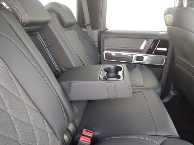 Gクラス G63 manufakturプログラムプラス&インテリアプラス AMGナイトP AMGカーボンファイバーインテリアトリム サンルーフ 灰/黒エクスクルーシブナッパレザーシート 右ハンドル 1オナ 禁煙車(58枚目)