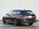 ３２０ｄ　ｘＤｒｉｖｅツーリング　Ｍスポーツ　ハイライン＆コンフォートパッケージ　タコラレッドレザーシート　サンルーフ　前席シートヒーター　ドライビングアシストプロフェッショナル　アンビエントライト　ワイヤレスチャージング　１オナ　禁煙車（21枚目）