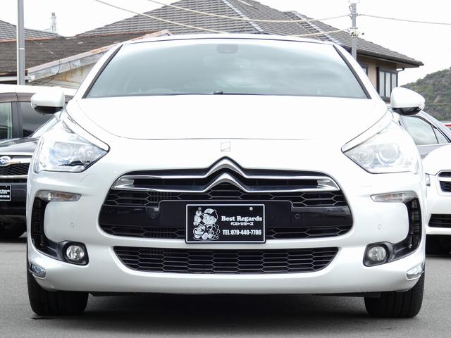 ＤＳ５ シック　シック（５名）　　ナビ　バックカメラ　クルコン　ＴＲＣ　横滑り防止　盗難防止　オートエアコン　本革　アルミホイール　ＨＩＤ　サンルーフ　ＥＴＣ（3枚目）