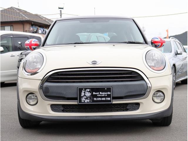 MINI ワン オーディオ オートエアコン アイドリングストップ フロントフォグ スマートキー プッシュスタート 電動格納ミラー パワーステアリング パワーウィンドウ(4枚目)