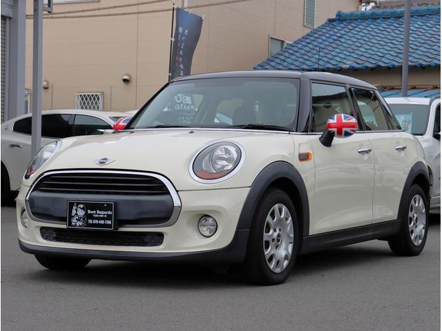 MINI ワン オーディオ オートエアコン アイドリングストップ フロントフォグ スマートキー プッシュスタート 電動格納ミラー パワーステアリング パワーウィンドウ(5枚目)