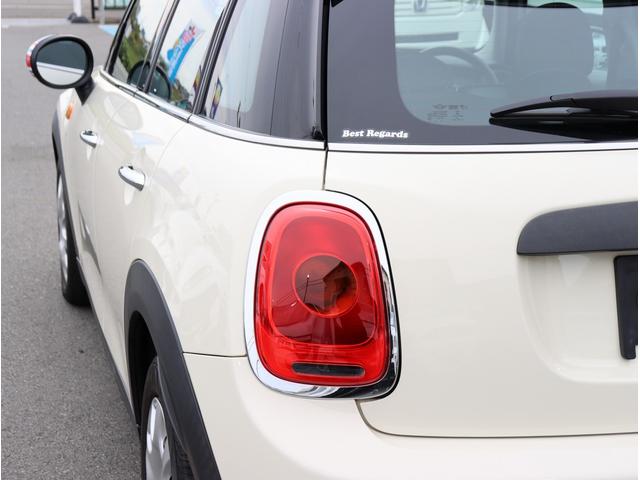 MINI ワン オーディオ オートエアコン アイドリングストップ フロントフォグ スマートキー プッシュスタート 電動格納ミラー パワーステアリング パワーウィンドウ(14枚目)