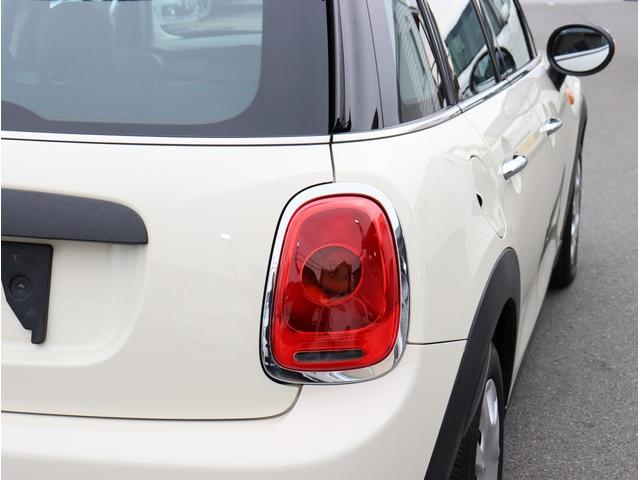 MINI ワン オーディオ オートエアコン アイドリングストップ フロントフォグ スマートキー プッシュスタート 電動格納ミラー パワーステアリング パワーウィンドウ(15枚目)