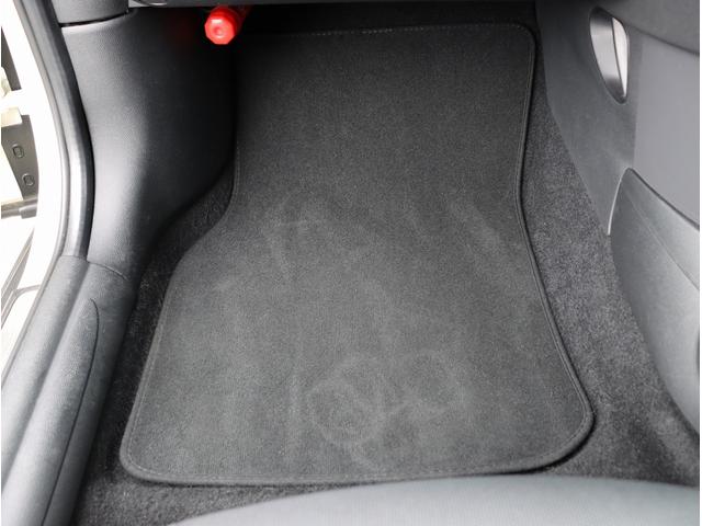 MINI ワン オーディオ オートエアコン アイドリングストップ フロントフォグ スマートキー プッシュスタート 電動格納ミラー パワーステアリング パワーウィンドウ(32枚目)