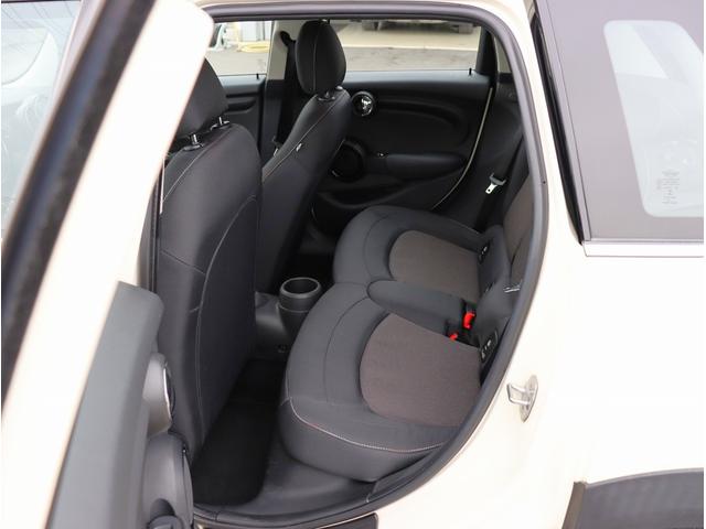 MINI ワン オーディオ オートエアコン アイドリングストップ フロントフォグ スマートキー プッシュスタート 電動格納ミラー パワーステアリング パワーウィンドウ(44枚目)