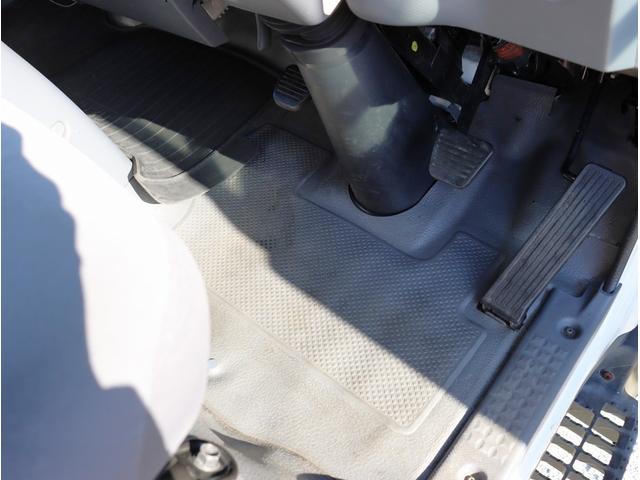 エルフトラック Wキャブロングフルフラットローダンプ 積載車 ETC 6MT ラジコン付ユニック エアコン ラジオ エアバッグ 電動格納ミラー パワーウィンドウ フルフラットロー(39枚目)