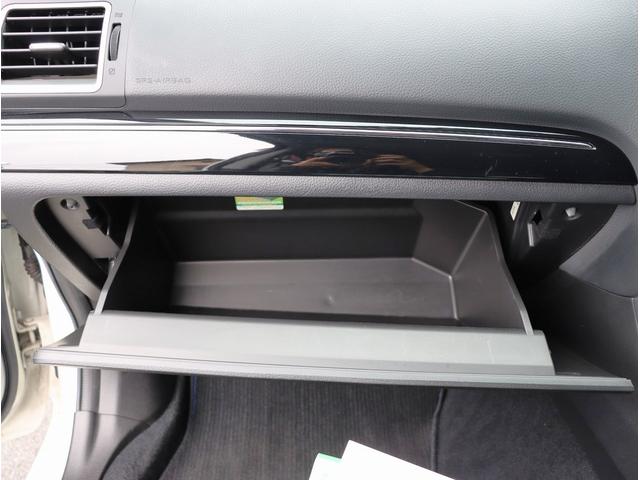 レヴォーグ １．６ＧＴ－Ｓアイサイト　純正ナビ　ＴＶ　ＥＴＣ　バックカメラ　パワーシート　ＳＴＩスポイラー　デュアルエアコン　電動格納ミラー　パワーステアリング　パワーウィンドウ（42枚目）