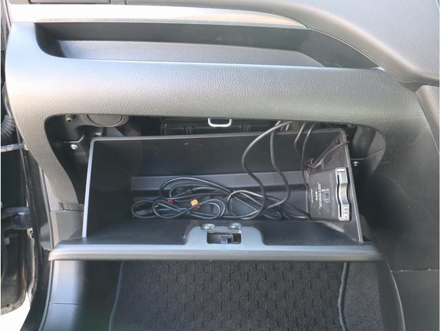 スイフトスポーツ ベースグレード ワンオーナー 社外ナビ フルセグTV ETC Bluetoothオーディオ クルーズコントロール レーダー探知機 パドルシフト HIDヘッドライト 電動格納ミラー パワーステアリング パワーウィンドウ(38枚目)