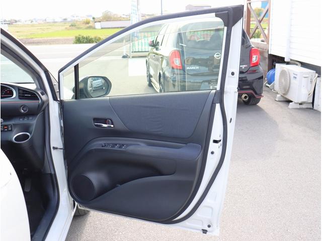 シエンタ G 純正ナビ フルセグTV バックカメラ シートヒーター両側パワースライドドア Bluetoothオーディオ トヨタセーフティセンス 電動格納ミラー パワーステアリング パワーウィンドウ(18枚目)