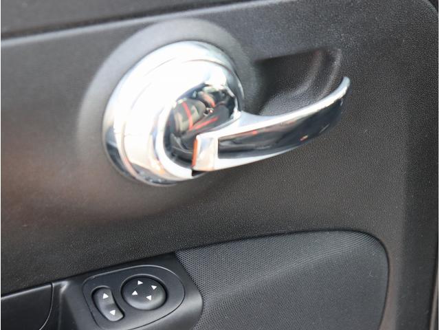 アバルト500 ベースグレード ワンオーナー 左ハンドル 5速MT サンルーフ CDオーディオ 純正アルミホイール キーレスエントリーパワーステアリング パワーウィンドウ(16枚目)