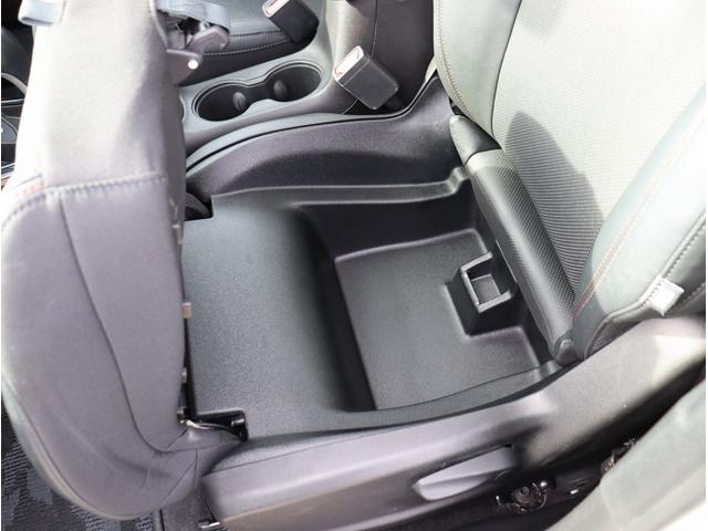 ジープ・コンパス ローンチエディション　ナビ　フルセグＴＶ　ＥＴＣ　バックカメラ　サンルーフ　レザーシート　シートヒーター　運転席パワーシート　Ｂｌｕｅｔｏｏｔｈオーディオ（37枚目）