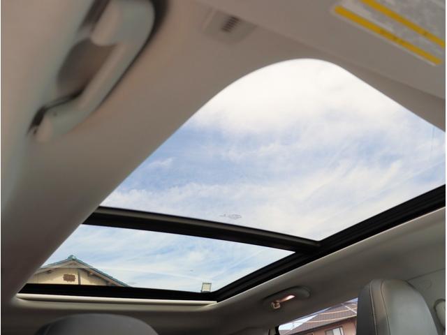 ジープ・コンパス ローンチエディション　ナビ　フルセグＴＶ　ＥＴＣ　バックカメラ　サンルーフ　レザーシート　シートヒーター　運転席パワーシート　Ｂｌｕｅｔｏｏｔｈオーディオ（55枚目）