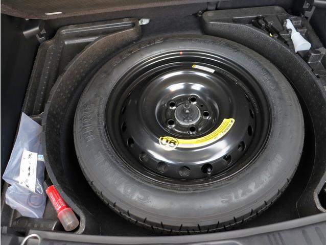 ジープ・コンパス ローンチエディション　ナビ　フルセグＴＶ　ＥＴＣ　バックカメラ　サンルーフ　レザーシート　シートヒーター　運転席パワーシート　Ｂｌｕｅｔｏｏｔｈオーディオ（62枚目）