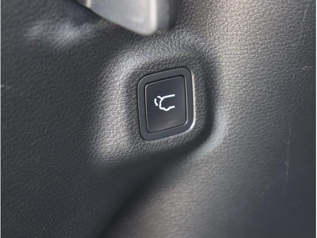 ジープ・コンパス ローンチエディション　ナビ　フルセグＴＶ　ＥＴＣ　バックカメラ　サンルーフ　レザーシート　シートヒーター　運転席パワーシート　Ｂｌｕｅｔｏｏｔｈオーディオ（64枚目）