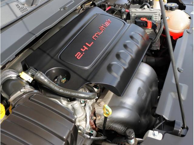 ジープ・コンパス ローンチエディション　ナビ　フルセグＴＶ　ＥＴＣ　バックカメラ　サンルーフ　レザーシート　シートヒーター　運転席パワーシート　Ｂｌｕｅｔｏｏｔｈオーディオ（69枚目）