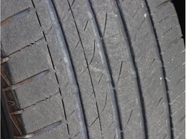 ジープ・コンパス ローンチエディション　ナビ　フルセグＴＶ　ＥＴＣ　バックカメラ　サンルーフ　レザーシート　シートヒーター　運転席パワーシート　Ｂｌｕｅｔｏｏｔｈオーディオ（71枚目）