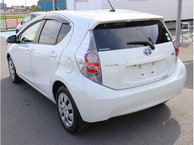 アクア S 純正ナビ ワンセグTV ETC バックカメラ オートライト スマートキー プッシュスタート 電動格納ミラー パワーステアリング パワーウィンドウ(7枚目)