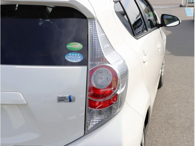 アクア S 純正ナビ ワンセグTV ETC バックカメラ オートライト スマートキー プッシュスタート 電動格納ミラー パワーステアリング パワーウィンドウ(17枚目)