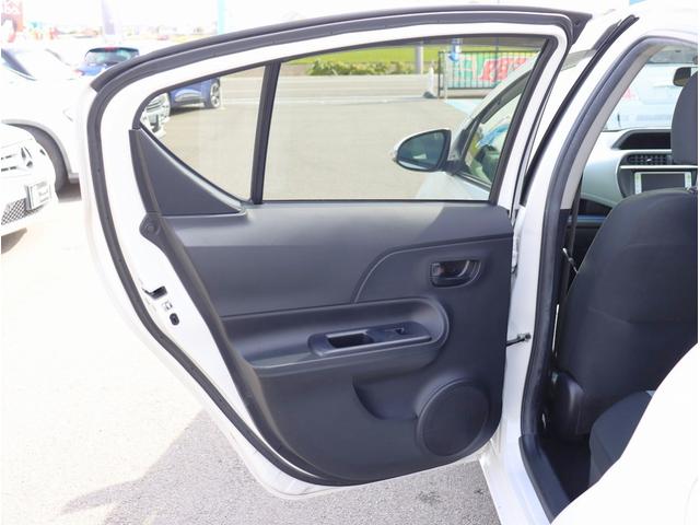 アクア S 純正ナビ ワンセグTV ETC バックカメラ オートライト スマートキー プッシュスタート 電動格納ミラー パワーステアリング パワーウィンドウ(51枚目)