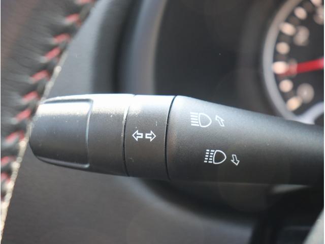 ジープ・レネゲード トレイルホーク　４ＷＤ　純正オーディオ　ポータブルナビ　ＴＶ　ＥＴＣ　バックカメラ　Ｂｌｕｅｔｏｏｔｈオーディオ　社外サイドステップ　クルーズコントロール（27枚目）