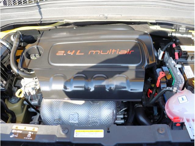 ジープ・レネゲード トレイルホーク　４ＷＤ　純正オーディオ　ポータブルナビ　ＴＶ　ＥＴＣ　バックカメラ　Ｂｌｕｅｔｏｏｔｈオーディオ　社外サイドステップ　クルーズコントロール（58枚目）