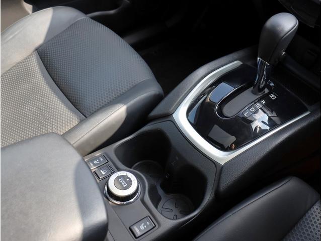 エクストレイル ２０Ｘ　ブラックエクストリーマーＸ　サンルーフ　４ＷＤ　純正ナビ　フルセグＴＶ　ビルトインＥＴＣ　全周囲カメラ　Ｂｌｕｅｔｏｏｔｈオーディオ　シートヒーター　エマージェンシーブレーキ　電動格納ミラー　パワーステアリング　パワーウィンドウ（39枚目）