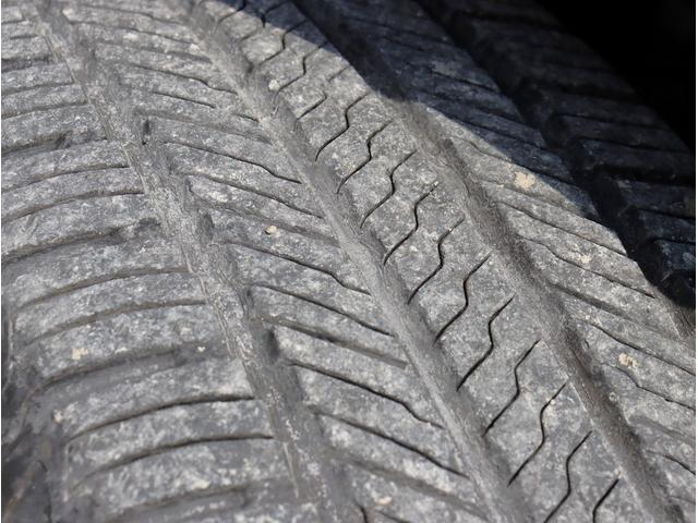 エクストレイル ２０Ｘ　ブラックエクストリーマーＸ　サンルーフ　４ＷＤ　純正ナビ　フルセグＴＶ　ビルトインＥＴＣ　全周囲カメラ　Ｂｌｕｅｔｏｏｔｈオーディオ　シートヒーター　エマージェンシーブレーキ　電動格納ミラー　パワーステアリング　パワーウィンドウ（64枚目）