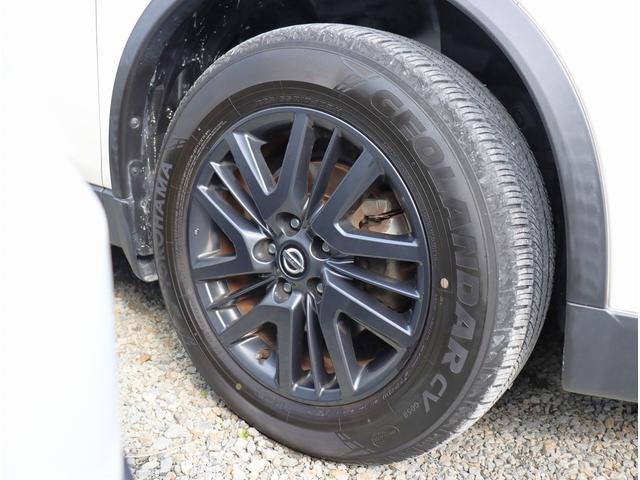 エクストレイル ２０Ｘ　ブラックエクストリーマーＸ　サンルーフ　４ＷＤ　純正ナビ　フルセグＴＶ　ビルトインＥＴＣ　全周囲カメラ　Ｂｌｕｅｔｏｏｔｈオーディオ　シートヒーター　エマージェンシーブレーキ　電動格納ミラー　パワーステアリング　パワーウィンドウ（65枚目）