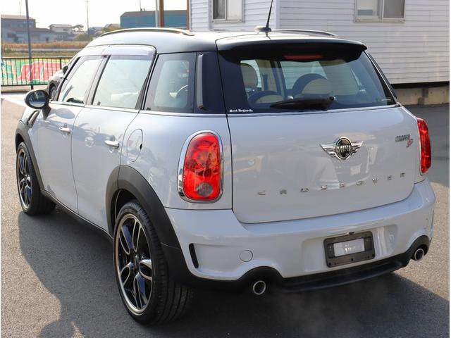 ＭＩＮＩ クーパーＳＤ　クロスオーバー　ＥＴＣ　バックカメラ　ＣＤ　ルーフレール　パドルシフト　オートエアコン　ステアリングリモコン　電動格納ミラー　パワーステアリング　パワーウィンドウ（7枚目）