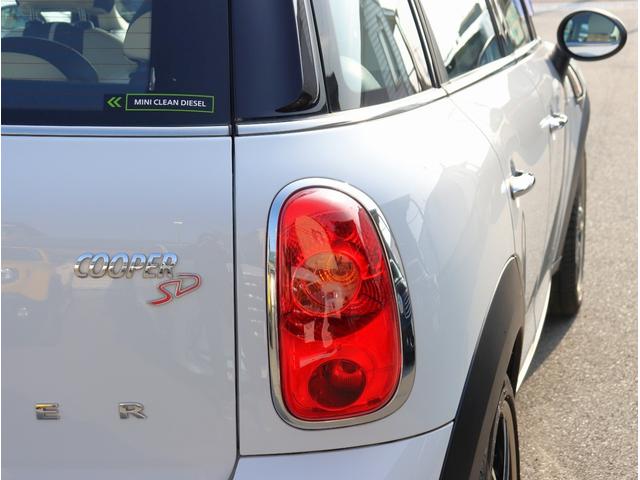 ＭＩＮＩ クーパーＳＤ　クロスオーバー　ＥＴＣ　バックカメラ　ＣＤ　ルーフレール　パドルシフト　オートエアコン　ステアリングリモコン　電動格納ミラー　パワーステアリング　パワーウィンドウ（15枚目）