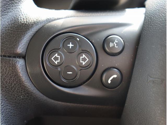 ＭＩＮＩ クーパーＳＤ　クロスオーバー　ＥＴＣ　バックカメラ　ＣＤ　ルーフレール　パドルシフト　オートエアコン　ステアリングリモコン　電動格納ミラー　パワーステアリング　パワーウィンドウ（23枚目）