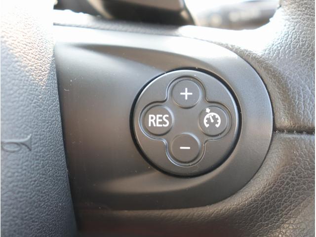 ＭＩＮＩ クーパーＳＤ　クロスオーバー　ＥＴＣ　バックカメラ　ＣＤ　ルーフレール　パドルシフト　オートエアコン　ステアリングリモコン　電動格納ミラー　パワーステアリング　パワーウィンドウ（24枚目）