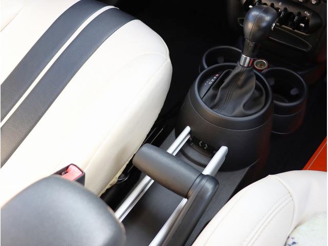 ＭＩＮＩ クーパーＳＤ　クロスオーバー　ＥＴＣ　バックカメラ　ＣＤ　ルーフレール　パドルシフト　オートエアコン　ステアリングリモコン　電動格納ミラー　パワーステアリング　パワーウィンドウ（38枚目）