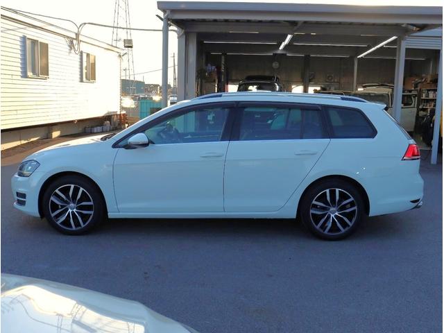 ゴルフヴァリアント ＴＳＩハイライン　純正ナビ　ＥＴＣ　バックカメラ　Ｂｌｕｅｔｏｏｔｈオーディオ　デュアルエアコン　電動格納ミラー　パワーステアリング　パワーウィンドウ（6枚目）