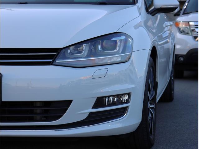 ゴルフヴァリアント ＴＳＩハイライン　純正ナビ　ＥＴＣ　バックカメラ　Ｂｌｕｅｔｏｏｔｈオーディオ　デュアルエアコン　電動格納ミラー　パワーステアリング　パワーウィンドウ（13枚目）